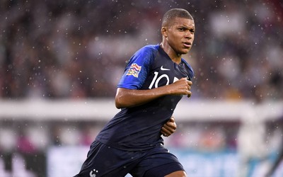 凤凰体育-乌克兰队更衣室赛后静悄悄