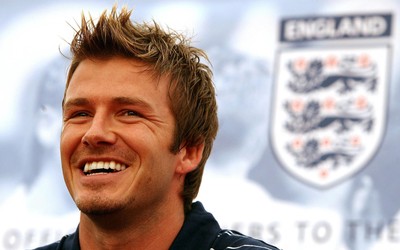 凤凰体育播报-阿尤这球打得霸气